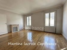 Dpt SARTHE (72), à vendre LA FERTE BERNARD - IMMEUBLE DE RAPPORT -  P7 de 193 m² - Terrain de 340 M²
