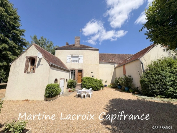 Dpt SARTHE (72), à vendre LA FERTE-BERNARD - PROPRIÉTÉ  P6 de 170 m² - Terrain de 4547 M²