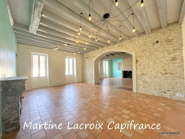 Dpt SARTHE (72), à vendre SCEAUX SUR HUISNE (72) - MAISON BOURGEOISE  P8 de 220 m² - Terrain de 1000 M²  