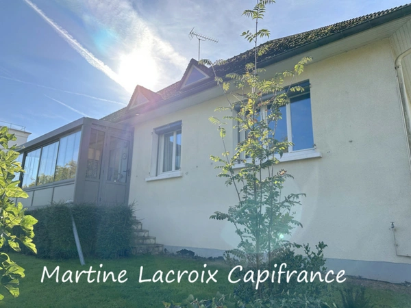 Dpt SARTHE (72), à vendre LA FERTE-BERNARD - MAISON CONTEMPORAINE  P6 de 145 m² - Terrain de 741M²