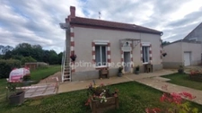 Maison indépendante habitable de suite sur un beau terrain clos !!