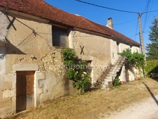 Maison en Pierre avec des Belles pièces lumineuses et des superbes volumes 