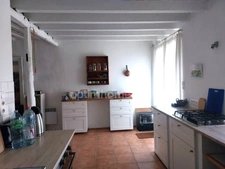 Maison en Pierre avec des Belles pièces lumineuses et des superbes volumes 