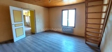 Appartement et sa dépendance rénovée entièrement proche de toutes commodités  !! 
