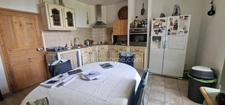 BEAUCOUP DE CHARME, MAISON T4 AVEC JARDIN!