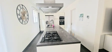VILLA TYPE BASTIDE AVEC PISCINE & GARAGE!