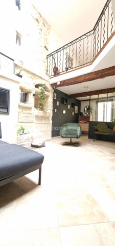 MAISON PLEINE DE CARACTERE!