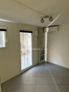 MAISON DE VILLAGE AVEC TERRASSE SUD T3+T2!
