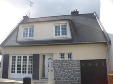 Tregueux proche centre. Maison de 4/5 pièces, 3 chambres, ,bon état, 473m2 de terrain,exposition Est/Ouest