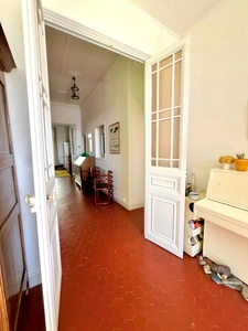13004 - Impasse Croix de Regnier - T5 - 114,50 m2 + BALCON + CAVE (+ Place de Pkg)- EXPOSITION SUD SUR JARDINS   432 000 euro 