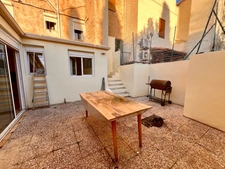 13016 - RUE RABELAIS - REZ de JARDIN AU CALME - 65m 2 - T3 -   178 200 euro