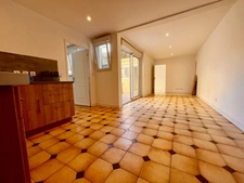 13016 - RUE RABELAIS - REZ de JARDIN AU CALME - 65m 2 - T3 -   178 200 euro