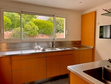 VILLA d'ARCHITECTE - 300m2 environ  4 CHAMBRES  - Piscine, Jacuzzi, Forage, Garage + grand T2 - 13011 - 1 149 300 euro