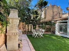 REZ DE JARDIN - 13004 - 118 M2 - T3/4 , grenier, buanderie      349 200 euro