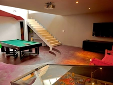 VILLA d'ARCHITECTE - 300m2 environ  4 CHAMBRES  - Piscine, Jacuzzi, Forage, Garage + grand T2 - 13011 - 1 149 300 euro