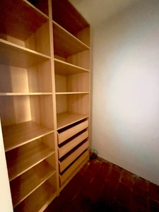 Rue du Refuge - Quartier du PANIER - T3 Typique Rénové - 63 m2 - Traversant Est/Ouest -       264 600 euro