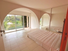 VILLA d'ARCHITECTE - 300m2 environ  4 CHAMBRES  - Piscine, Jacuzzi, Forage, Garage + grand T2 - 13011 - 1 149 300 euro