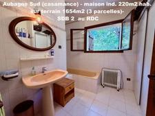 13400  Aubagne (Casamance et Chateau de Creissauds) Maison Individuelle -  4 à 5 chambres - 220m2 hab et 300m2 plancher