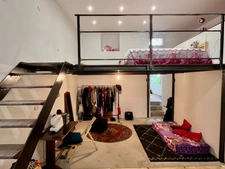 SOUS OFFRE ACCEPTEE - REZ DE JARDIN - 13004 - 118 M2 - T3/4 , grenier, buanderie      349 200 euro