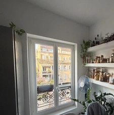 Rue Consolat - T2 -Dernier étage - 30m2 - Parfait Etat     126 000 euro FAI