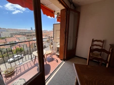 T3   -  CAVE -  BALCON -  PARKING PRIVATIF -  Traverse Notre Dame de Bon Secours  -  99 900  euro