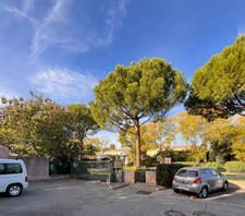 PRODUIT TRES RARE - REZ DE JARDIN - T4 86 m2 + 225 m2 jardin + Place de PKG privative + BOX privatif - 13012/10111 -  Tramway Les CAILLOLS 