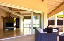 VILLA d'ARCHITECTE - 300m2 environ  4 CHAMBRES  - Piscine, Jacuzzi, Forage, Garage + grand T2 - 13011 - 1 149 300 euro
