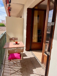 13014 - T3 de 56m2 + TERRASSE + PLACE DE PKG + CAVE      89 000 euro 