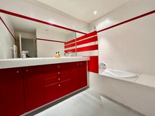 VILLA d'ARCHITECTE - 333 M2 - 4 CHAMBRES  - Piscine, Jacuzzi, Forage, Garage + grand T2 - 13011 - 1 539 000 euro 