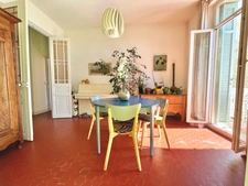 13004 - Impasse Croix de Regnier - T5 - 114,50 m2 + BALCON + CAVE (+ Place de Pkg)- EXPOSITION SUD SUR JARDINS   432 000 euro 