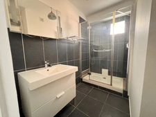 Rue Poucel - 13004 - Quartier résidentiel - T3 - 73m2  6ème étage + 2 Balcons/Terrasses + Cave  -  234 000 euro