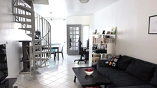 Maison 2 chambres et 1 bureau avec jardin 