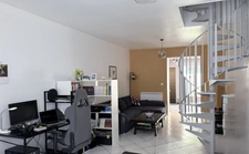 Maison 2 chambres et 1 bureau avec jardin 