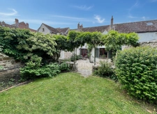 Maison de ville de 115 m2 hab avec jardin clos au cœur de Nangis(77370)