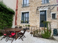 Élégante maison bourgeoise rénovée – Melun centre