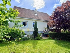 Confortable maison familiale sur sous-sol total à NANGIS (77)