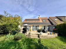 Maison familiale - 6 pièces - 151 m2 - Crisenoy  (77)