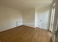 Appartement 2 pièces avec cave et garage à NANGIS (77)