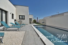 Maison récente de plain-pied avec piscine et garage à Sérignan