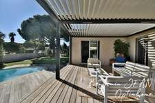 Maison de plain-pied avec piscine et prestations de qualité dans un environnement calme à Sérignan