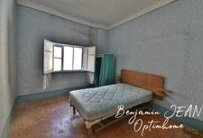 À Vendre – Maison de Village avec Cour à Sérignan – 131 m² + Greniers Aménageables