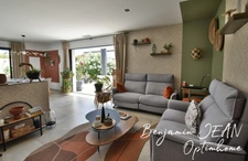 Villa lumineuse avec jardin d’exception – Lespignan