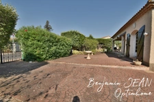 Sauvian – Maison de plain-pied 4 faces sur 715 m² avec garage et beau potentiel