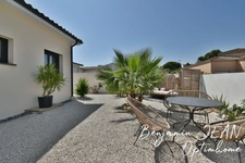 Villa lumineuse avec jardin d’exception – Lespignan