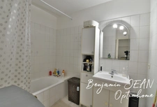 À VENDRE – Immeuble 3 faces – Investissement locatif à Sérignan