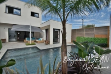 Exclusivité : Maison récente F4/F5 avec piscine et garage 