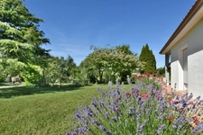 Maison à vendre 4 pièces FLEAC (16), 4 Chambres, sous sol, garage, terrain de 4000 m2