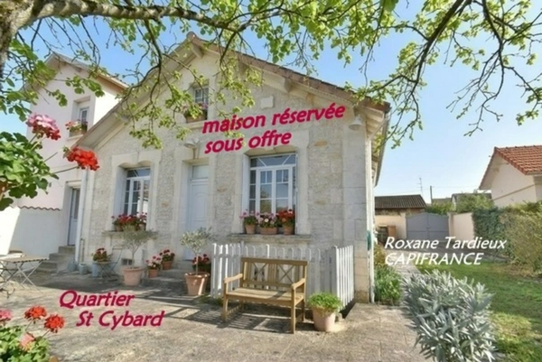 Maison de ville à vendre 6 pièces  (167 m2) 4 chambres, 2 s d'eau, 2 WC. 1 Garage et un jardin