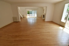 Maison à vendre 4 pièces proche de ANGOULEME (16) à Voeuil. 3 chambres, 1 garage. Terrain