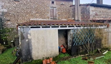 Grande maison à vendre 5 pièces FOUQUEBRUNE (16) + dépendances sur terrain d'env 6800 m2